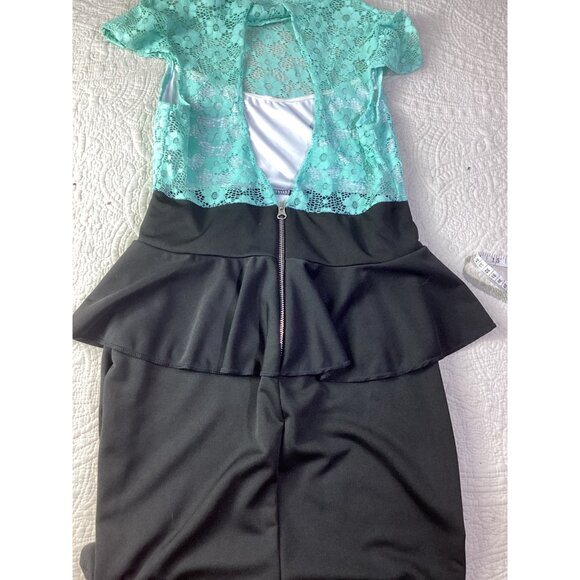 Mint Lace & Black Peplum Bodycon Dress*Rear Zipper*Cap Sleeves*Small*EUC - Picture 9 of 9